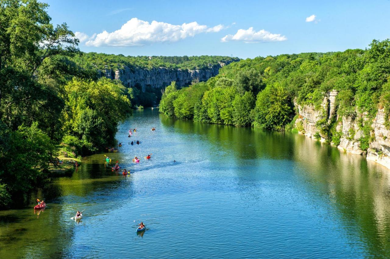 Camping Domaine De Chaussy Лагорс Экстерьер фото